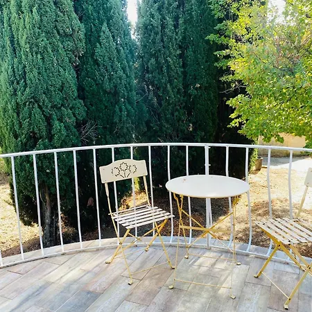 Villa Bastide Provencale Avec Piscine *