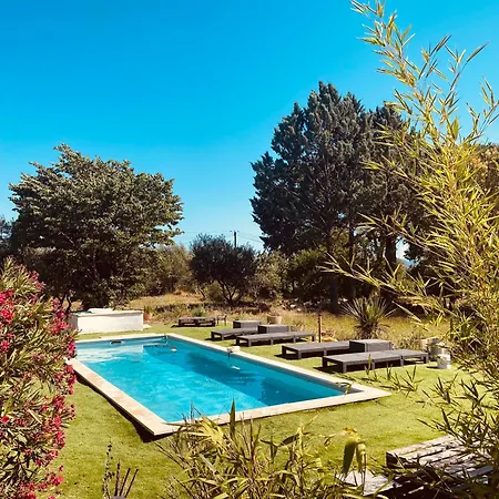 Bastide Provencale Avec Piscine Villa *
